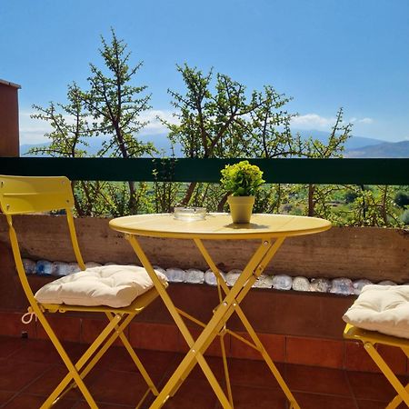 Appartamento Les Roches Noires Giardini-Naxos Buitenkant foto